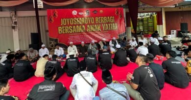 Momentum Asyura, Joyosemoyo dan Jawara Salurkan Rp170 Juta untuk Anak Yatim